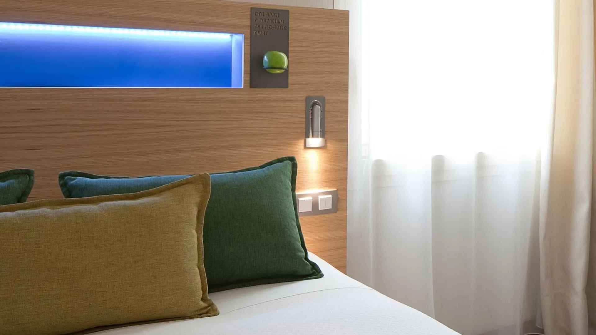 ****  ברצלונה Gallery Hotel 4 Sup ספרד