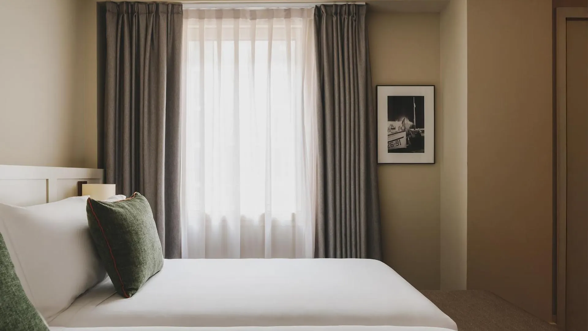 Gallery Hotel 4 Sup Barcelona